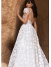 Ivory Lace Tulle Heart-shaped Back Elegant Wedding Dress